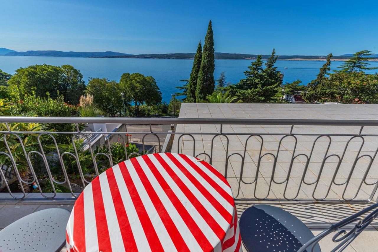 Apartmani Loki Dramalj Bagian luar foto