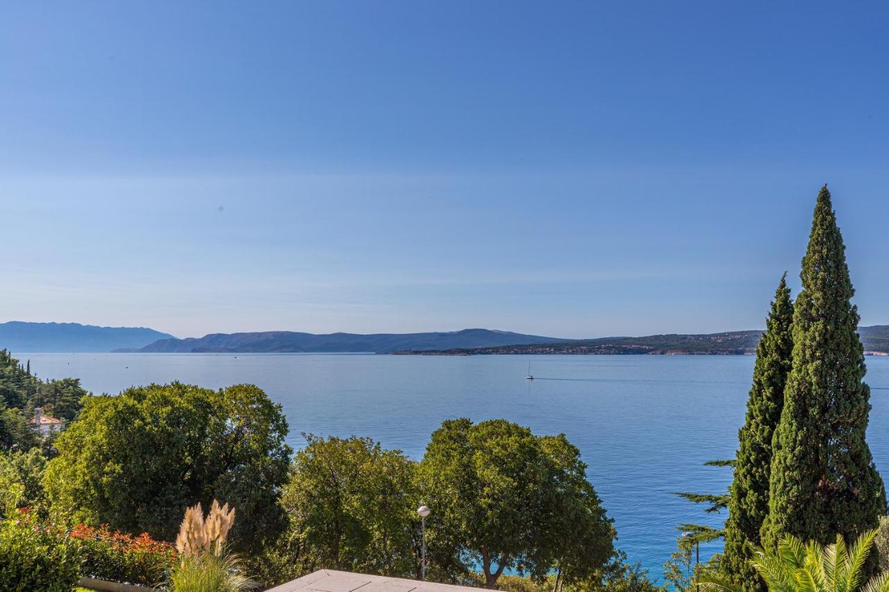 Apartmani Loki Dramalj Bagian luar foto