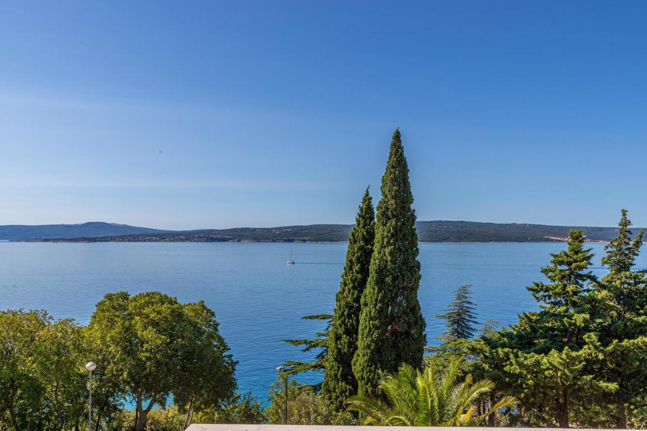 Apartmani Loki Dramalj Bagian luar foto