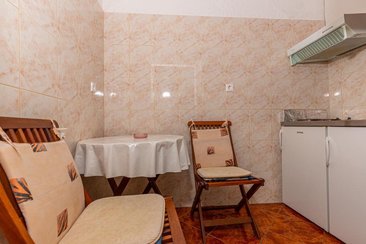 Apartmani Loki Dramalj Bagian luar foto