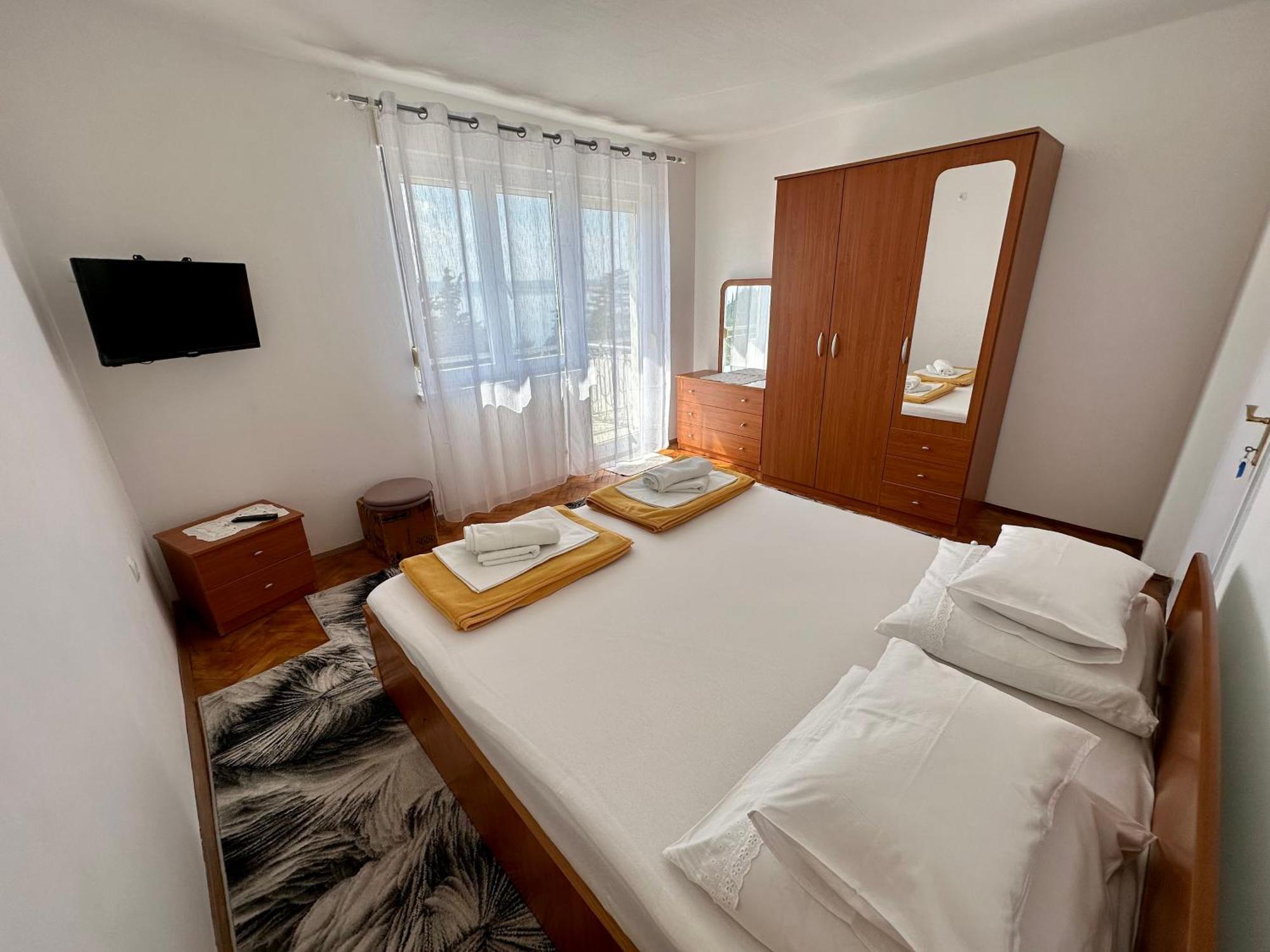 Apartmani Loki Dramalj Bagian luar foto