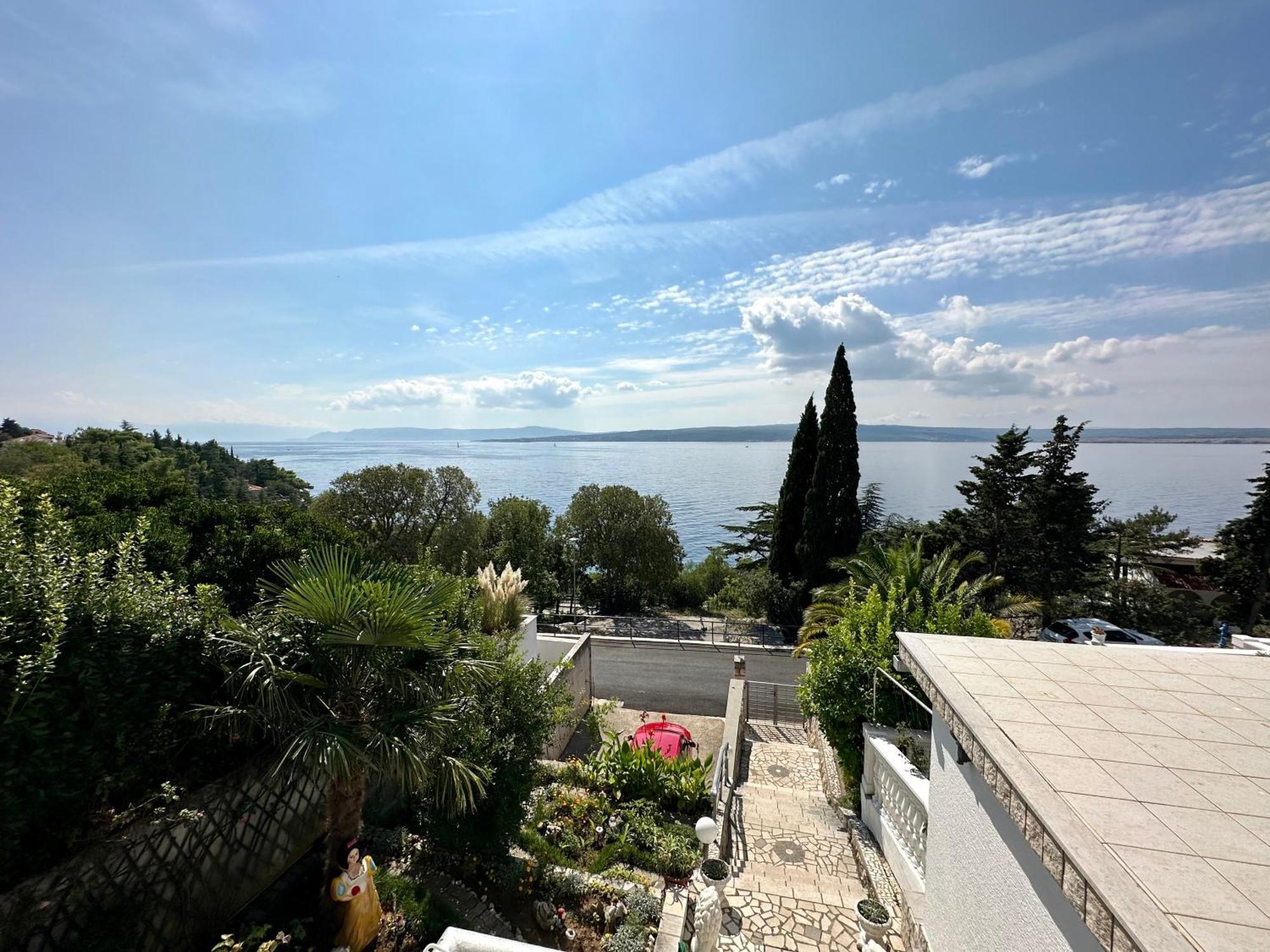 Apartmani Loki Dramalj Bagian luar foto